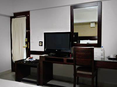 Hotel Casa De Flores 4*